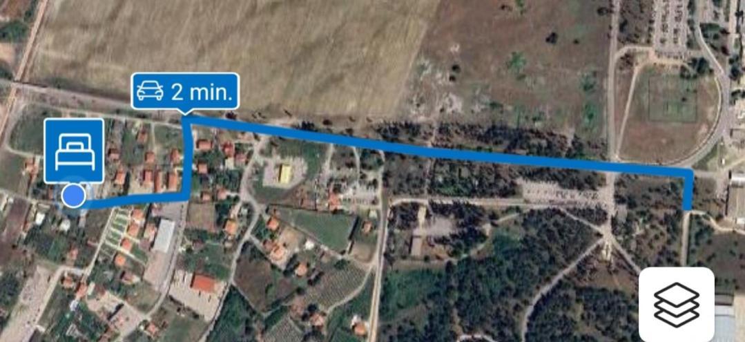 Matija Airport Apartment Mitrovici  Екстериор снимка