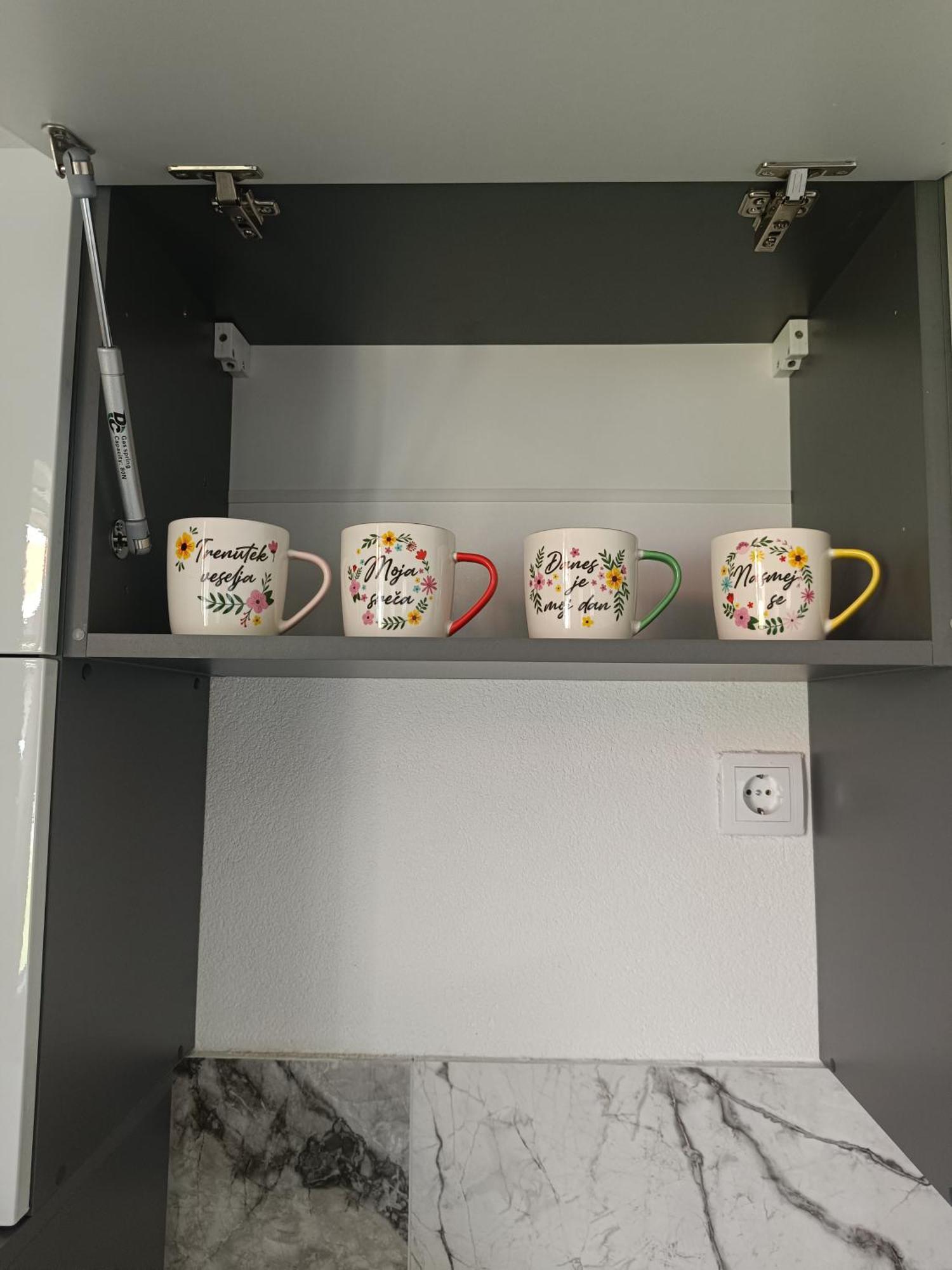 Matija Airport Apartment Mitrovici  Екстериор снимка