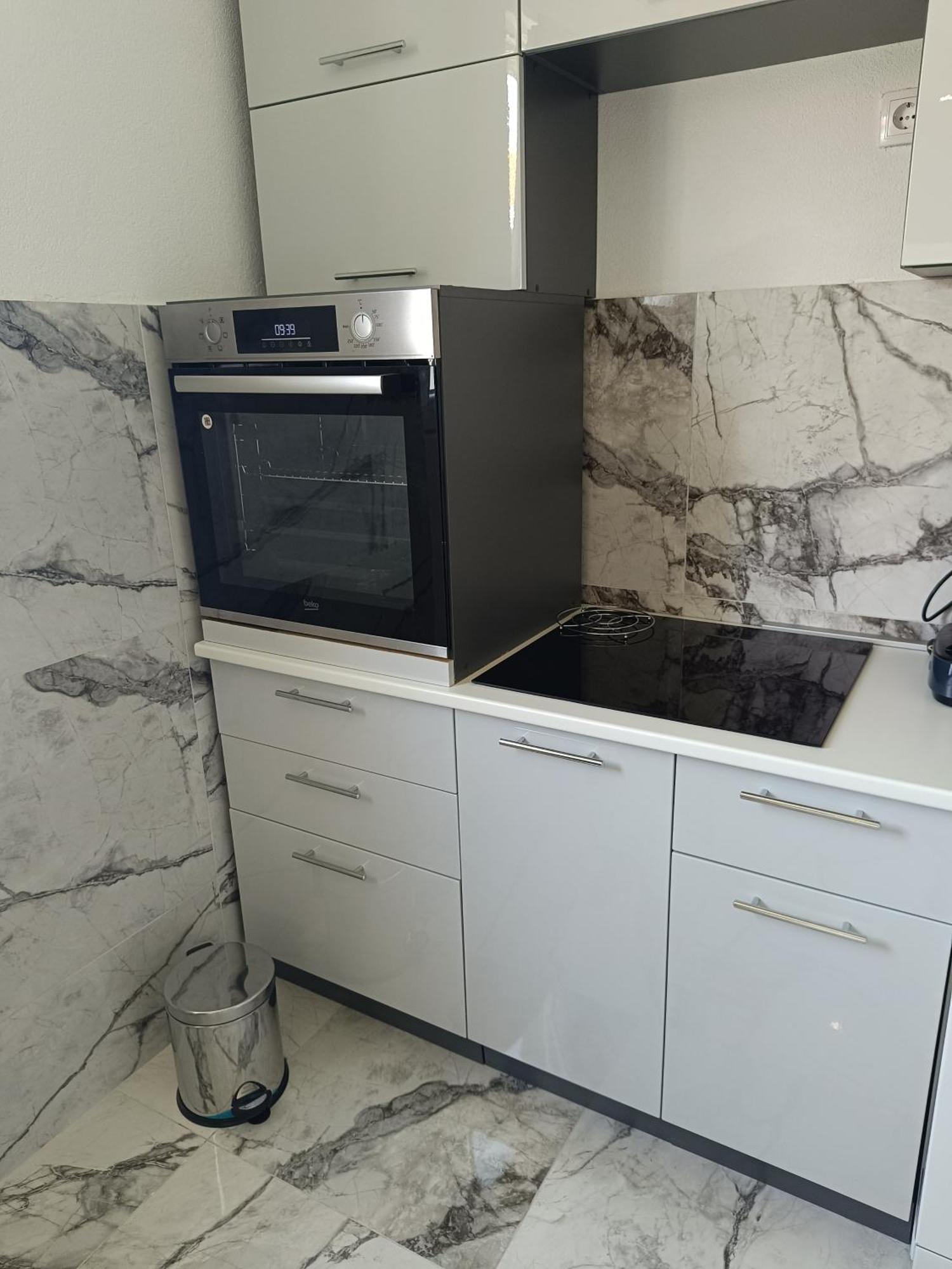 Matija Airport Apartment Mitrovici  Екстериор снимка